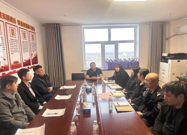 国内配资炒股官网 齐齐哈尔市梅里斯区工商联联合司法局、发改工信局举办“法治体检进企业·公法服务促发展”政商沙龙座谈会